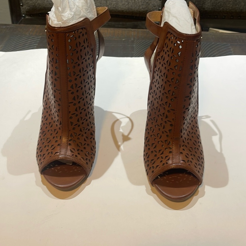 GUESS PEEP TOE